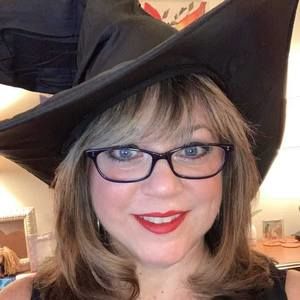 Meet your Posher, Debra